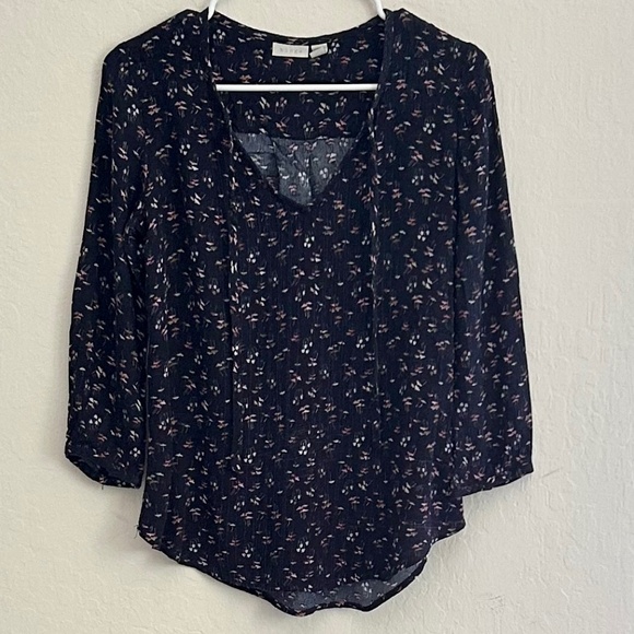 Hinge (Nordstrom) Peasant 3/4 Sleeve Blouse, Size XS, Navy Night Shrooms - Picture 2 of 4